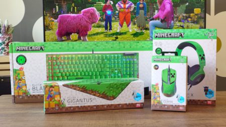 Razer’s Minecraft collaboration has produced the best looking keyboard I’ve ever laid eyes on