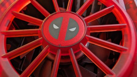 I wanted to love this Deadpool mobile controller, but it couldn’t replace my go-to