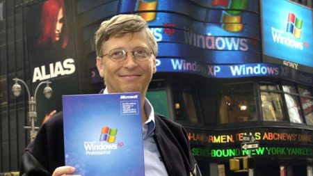 Millions of Windows XP disks secretly included Microsoft’s failed search assistant to keep pirates at bay — “Bob was actually more useful dead than alive”